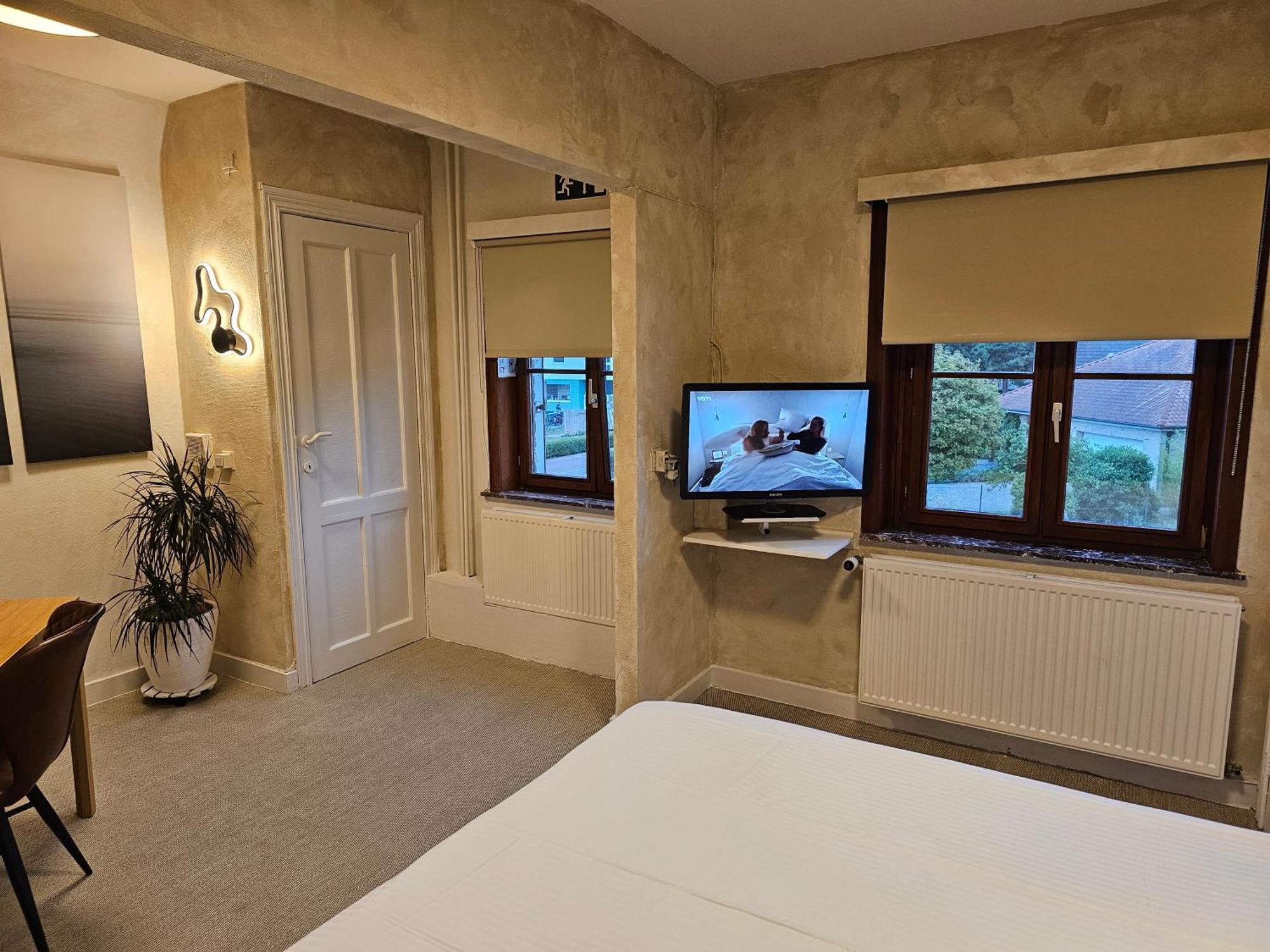 Hotel Westendia And Free Parking Top Breakfast Вестэнде Экстерьер фото