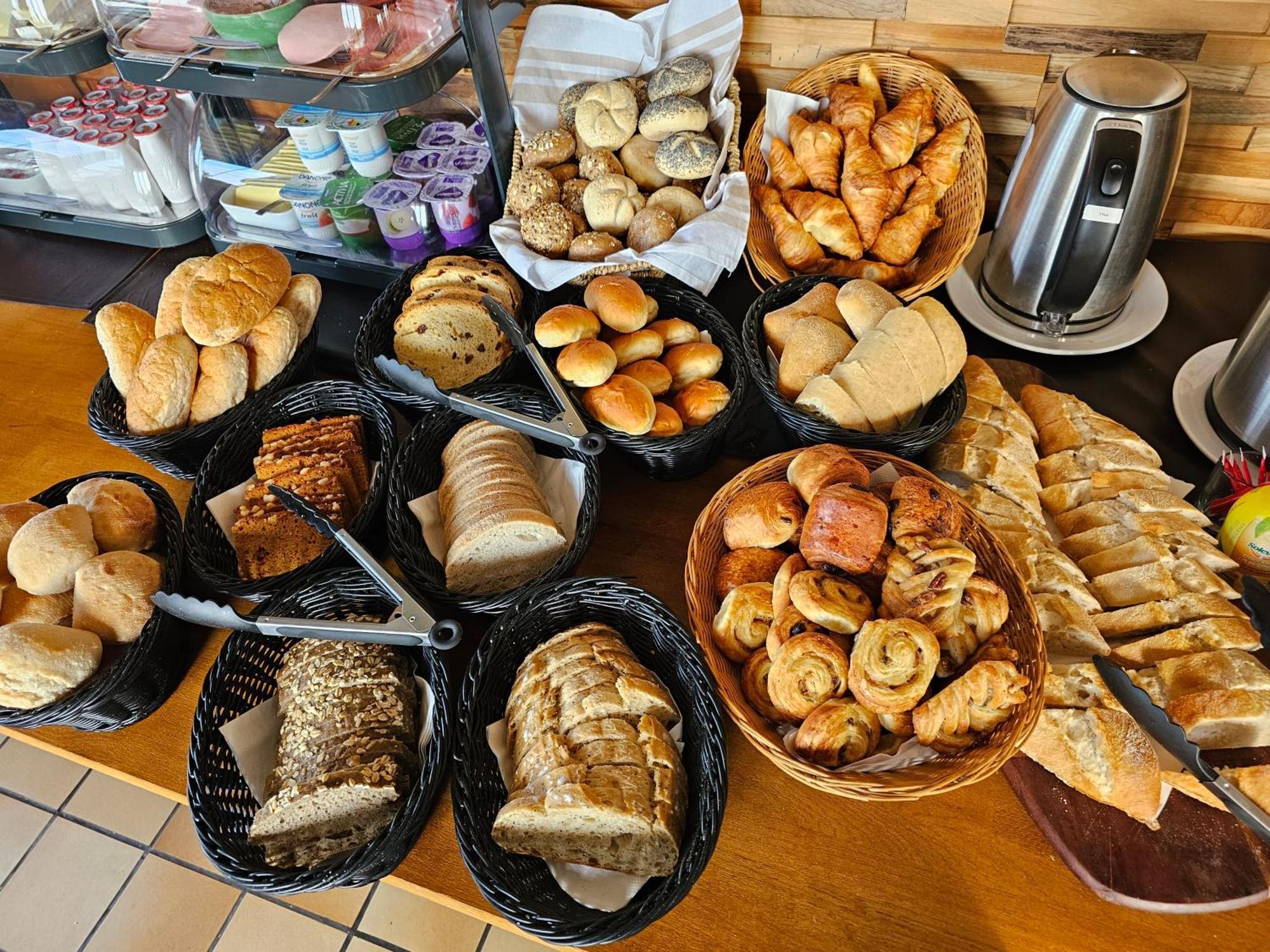 Hotel Westendia And Free Parking Top Breakfast Вестэнде Экстерьер фото